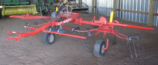 Kuhn GF 222T Tedder