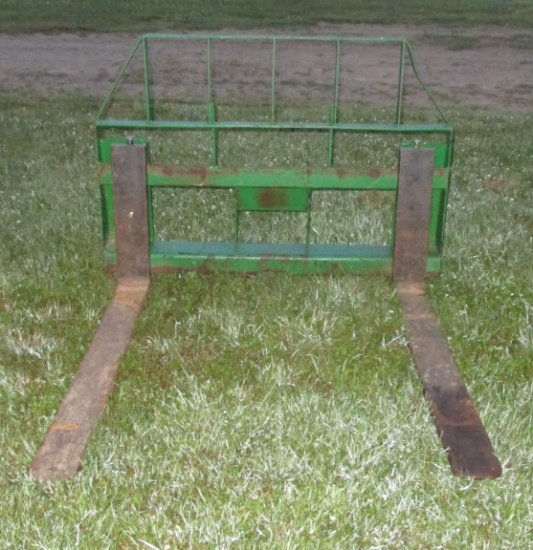John Deere Pallet Forks