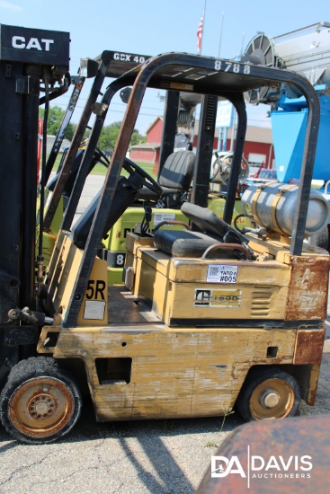 Caterpillar 5,000# Forklift, LPG Engine, OROPS