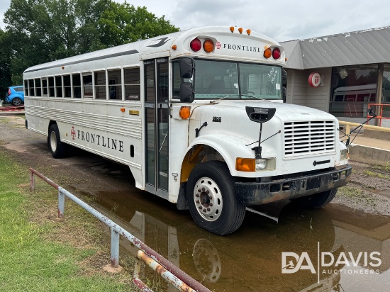 2001 INTERNATIONAL 3800 SCHOOL BUS