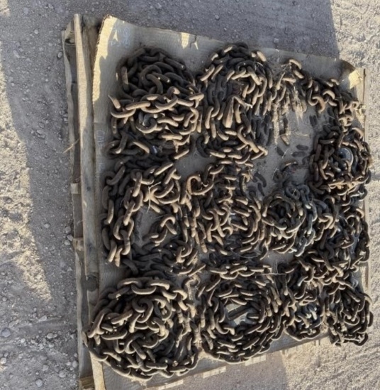 Pallet of chains