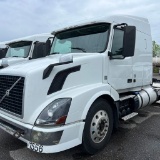 2014 Volvo VNL Midroof