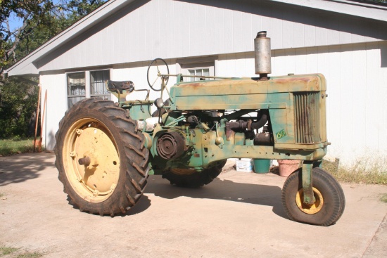 John Deere Model 60 Tractor