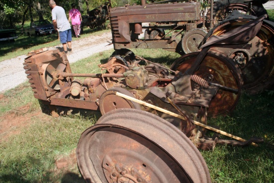 John Deere Model H Carcass