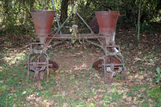 Case 2 Row Planter