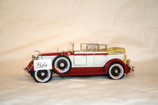 1928 Lincoln Dietrich Limo
