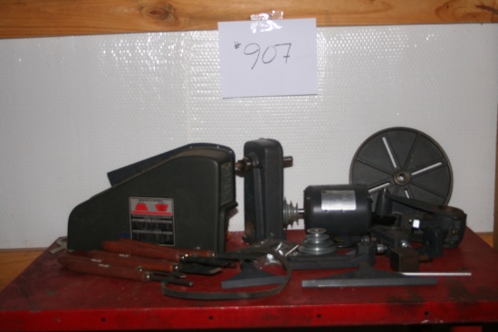 Craftsman Wood Lathe and Accessories