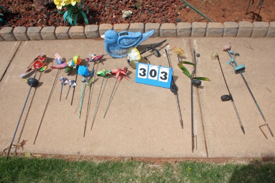 Flower Bed Decor