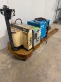 power pallet jack with charger good running condition