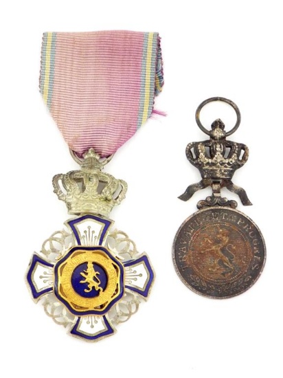 Order Of The Lion Of Belgium Knight & Travail Et Progres Medals