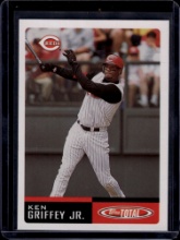 Ken Griffey Jr. 1995 Topps #397 Seattle Mariners Baseball Card