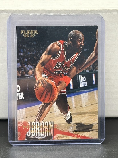 Michael Jordan 1996-97 Fleer #13