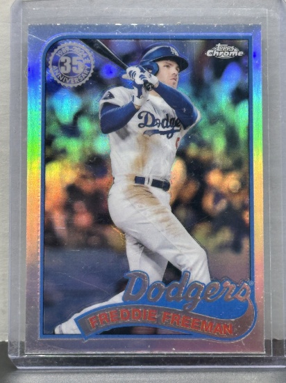 Freddie Freeman 2024 Topps Chrome 1989 Design Refractor Insert #89CU-16