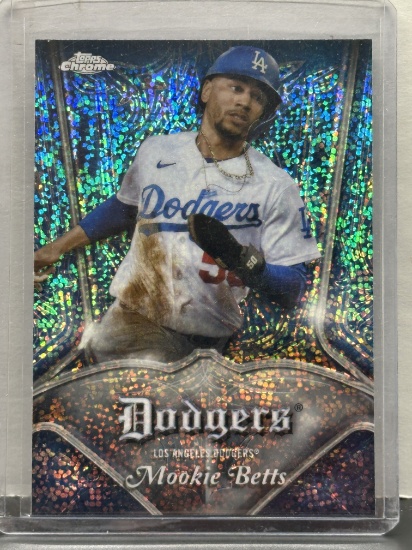 Mookie Betts 2022 Topps Chrome Pinstriped Insert #P-22