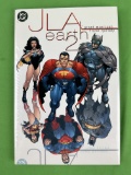JLA: earth 2, Hardcover Graphic Novel, 2000