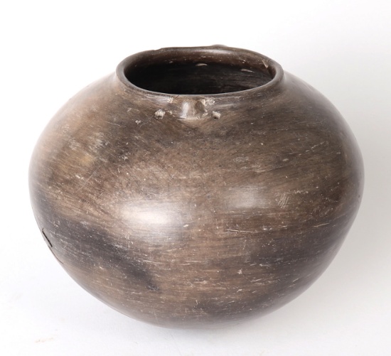 Chupicauro Blackware Seed Jar, 400 - 100 BC
