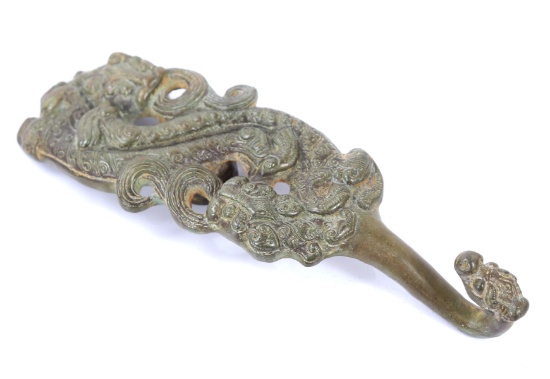 Chinese Bronze Dueling Dragons Shaped Belt Hook
