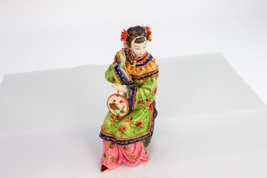 Vintage Shiwan Chinese Wucai Porcelain Figurine