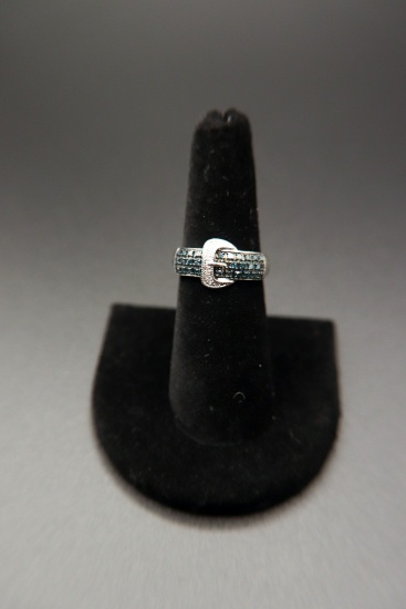 Blue Velvet White Diamond Buckle Ring