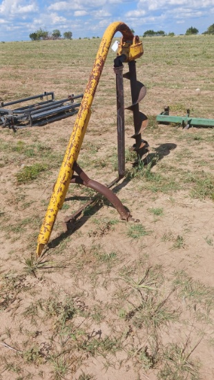 POST HOLE DIGGER