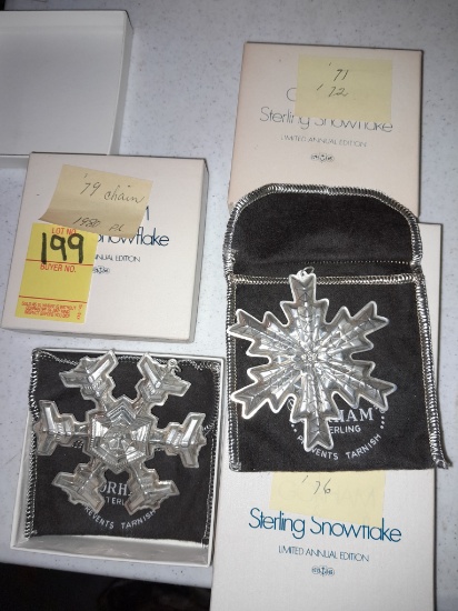 STREALING SILVER SNOWFLAKES