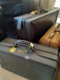 BLACK SUITE CASES