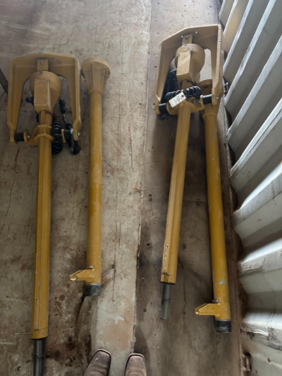 Dozer laser level mounts