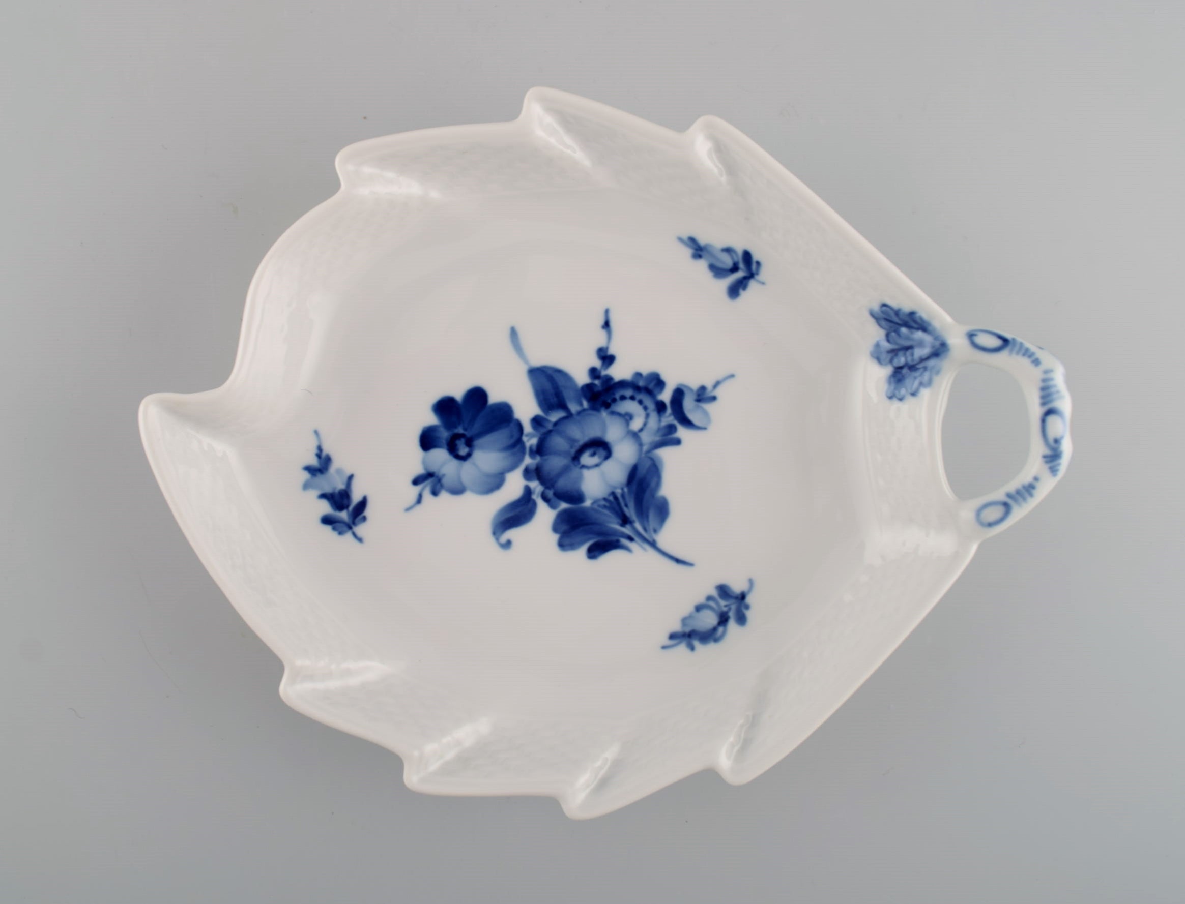 Royal Copenhagen Blue Flower Braided Leaf-shaped