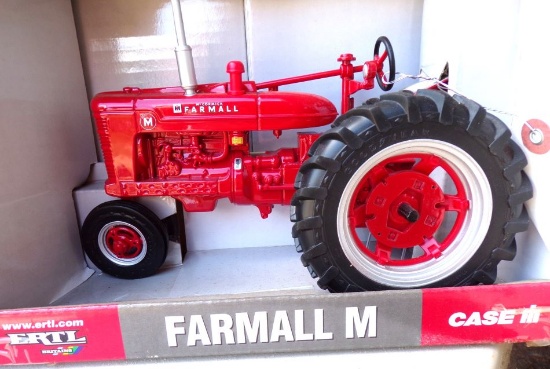 Toy Farmall M