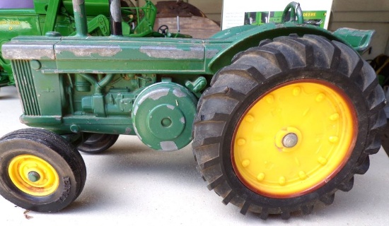 Toy John Deere R