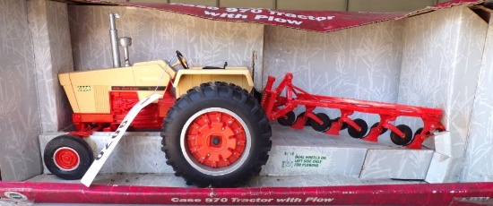 Toy Case 970 w/4 bottom plow