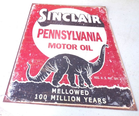 Sinclair motor oil sign