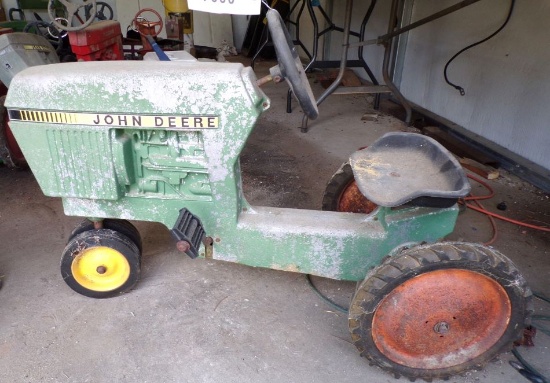 John Deere pedal tractor