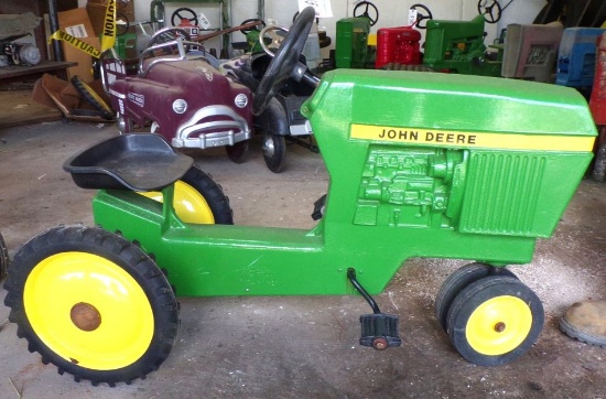 John Deere pedal tractor