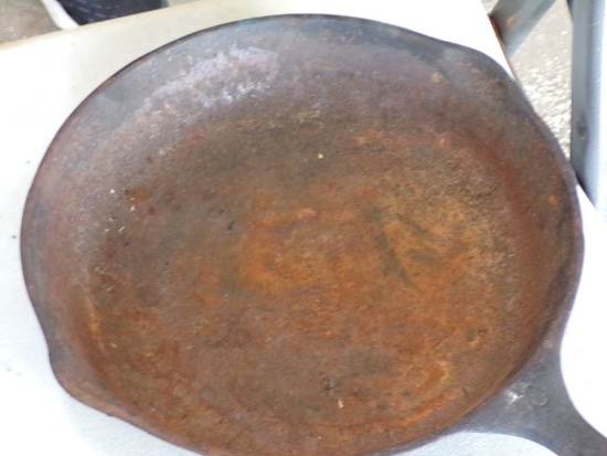 Wagner #10 Iron skillet