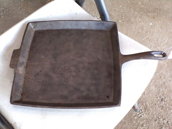 USA #11 Iron griddle
