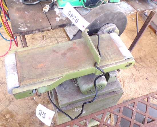 Belt sander
