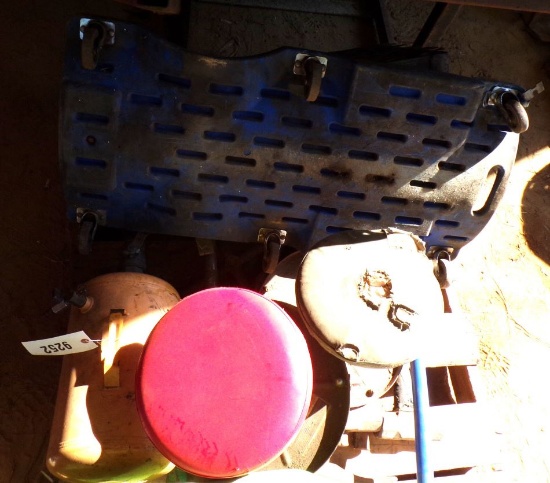 Pallet w/rolling seats, creeper and feed seeder