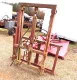 Hydraulic hay fork