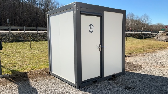 New Mobile Toilet W / Shower and Sink 7' x 6'