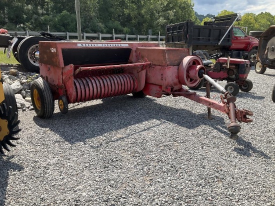 Massey Ferguson 124 Square Baler
