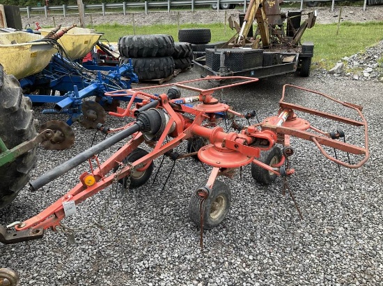 Kuhn Tedder 440