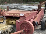 New Holland 273 Square Baler