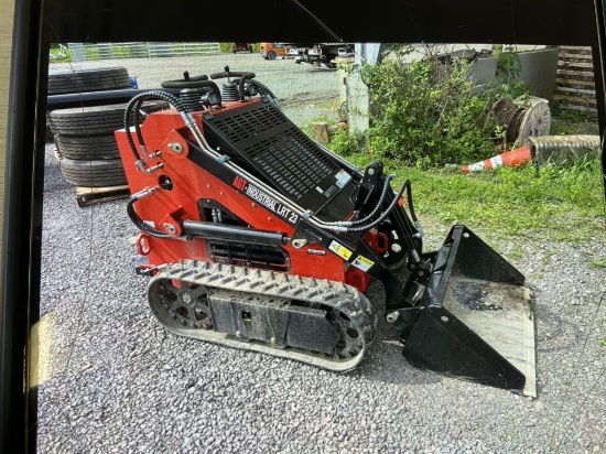 AGT LRT 23 Mini Ride On Skid Steer