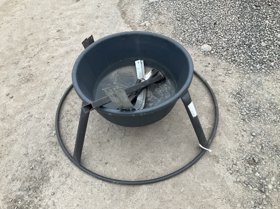 New Behlen Wind Vane Mineral Feeder
