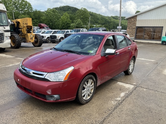 2010 Ford Focus SEL Car