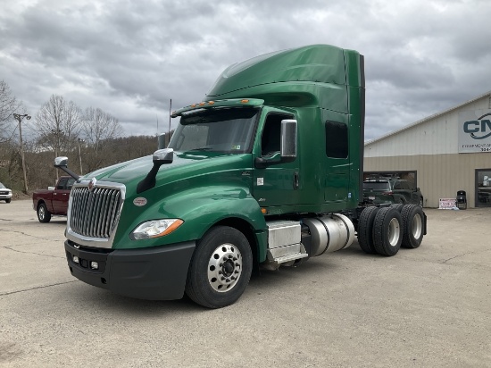 2019 International HX520 Tractor Truck