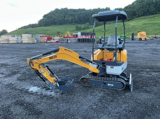 New ME20 Diesel Mini Excavator Yellow