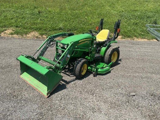 John Deere 2320 Tractor