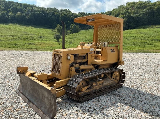 CAT D3 Dozer